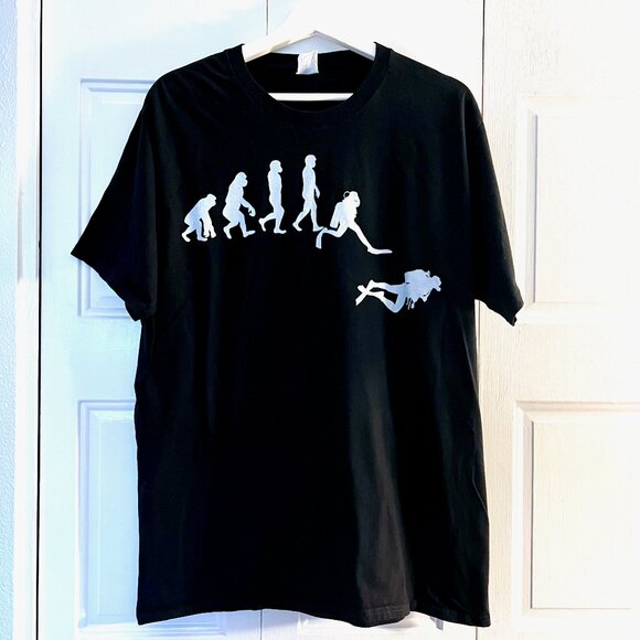 Mens Scuba Diving Tee Shirt  Evolution to Dive - Black Large - Picture 1 of 3